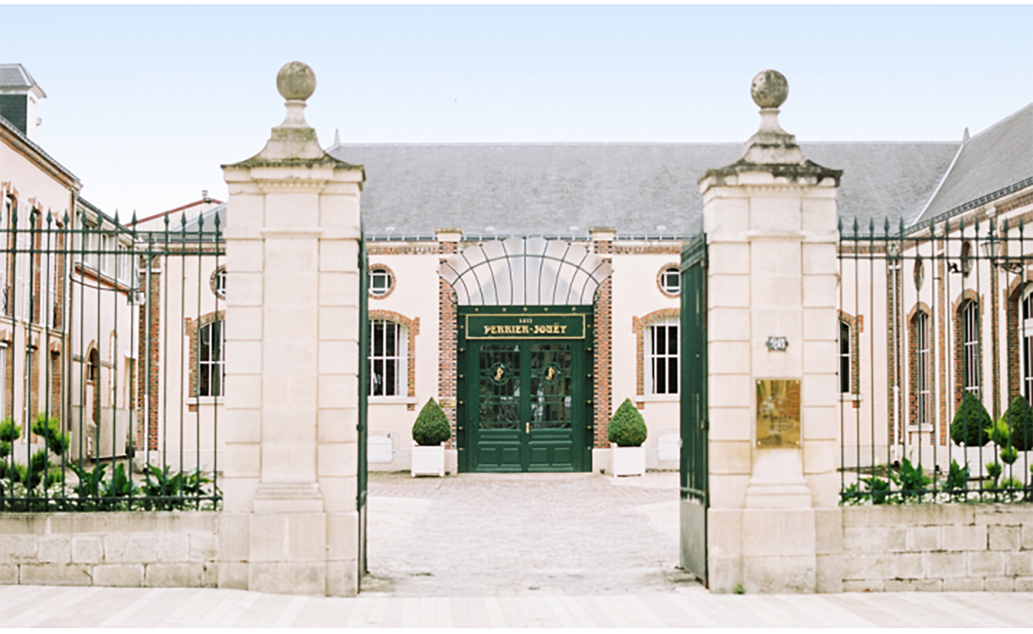 Perrier-Jouet Grand Brut NV