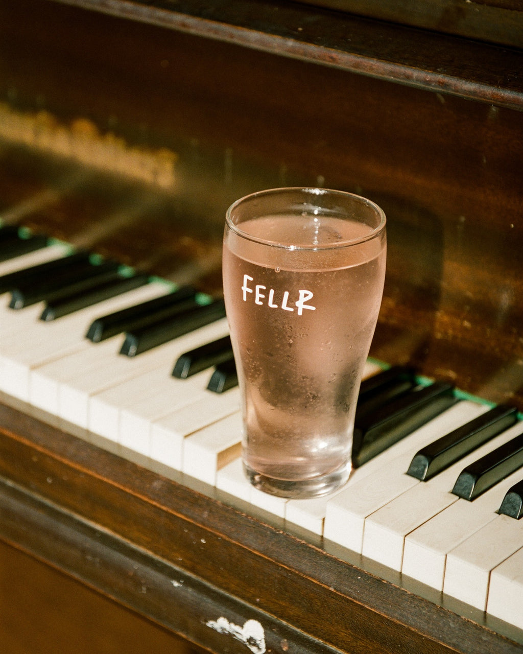 Fellr Passionfruit Seltzer (4 Pack)