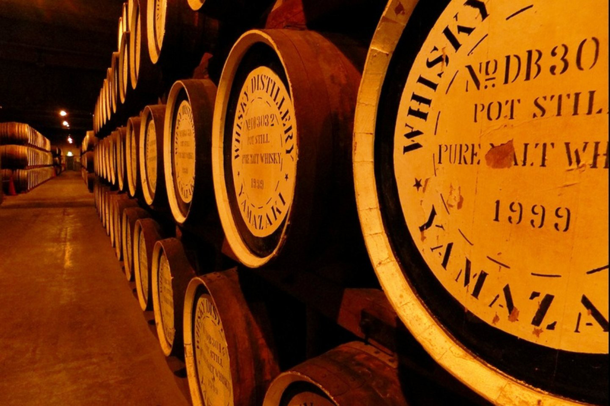 Yamazaki 25 Year Old Single Malt Japanese Whisky 700ml