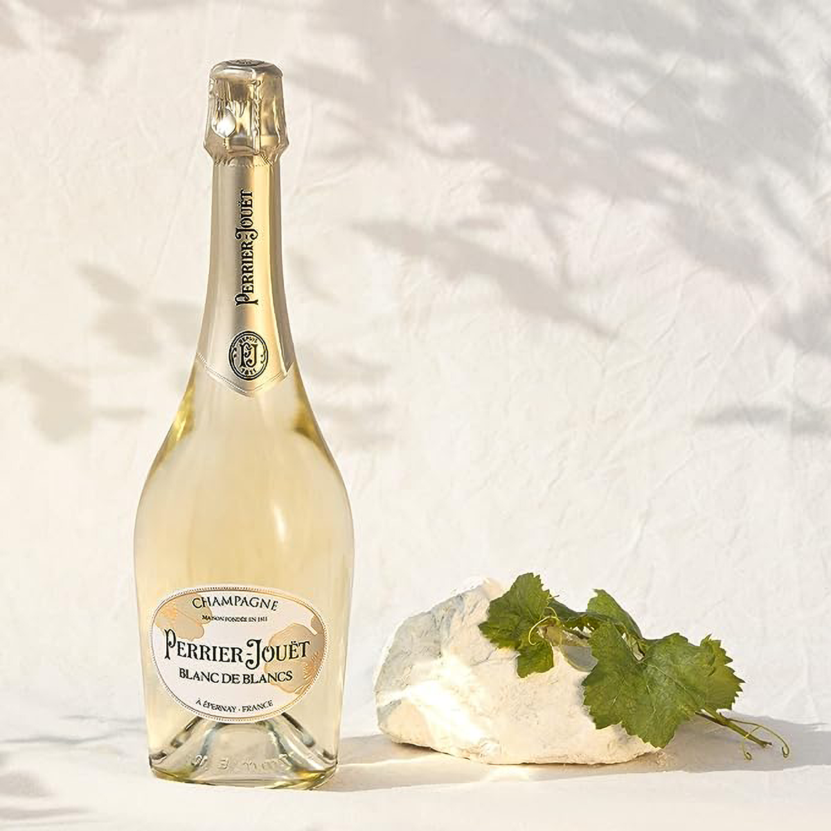 Perrier-Jouet Blanc de Blanc NV + 2 Glasses Set
