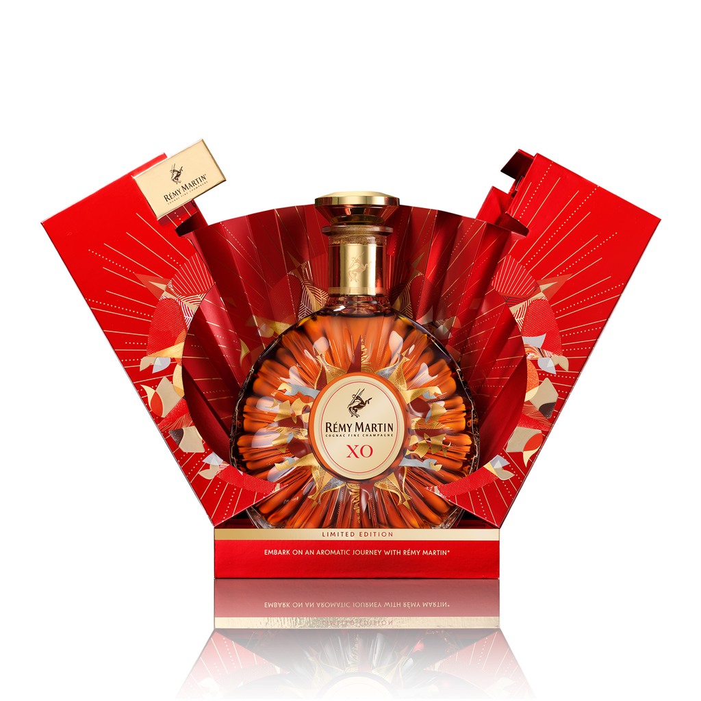 Remy Martin XO Cognac Fine Champagne 700ml (Decorated Decanter 2022)